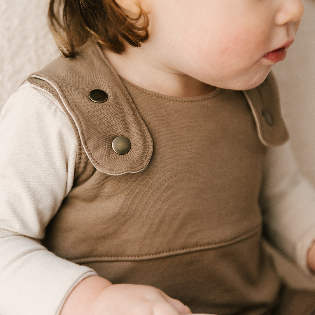 Mono ajustable. Taupe liso